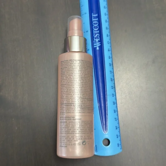 NWT Clinique Bundle- Moisture Surge Face Spray 4.2, 2 Cleansers, 4 Mascaras - Picture 4 of 8